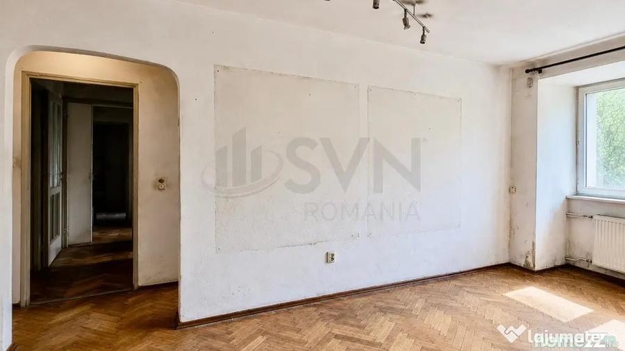Apartament cu 2 camere decomandat în Victoriei