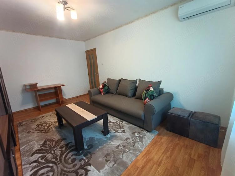 Apartament cu 2 camere decomandat în 1 Mai
