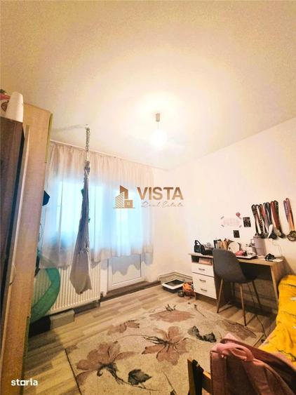 Apartament cu 3 camere decomandat, mobilat în Florilor