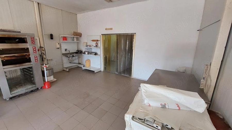 Spațiu comercial, de 120 mp, în Faraoanele