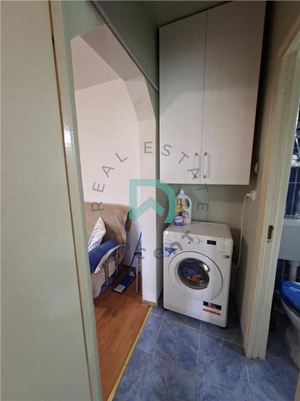 Apartament cu 2 camere semidecomandat în Griviței