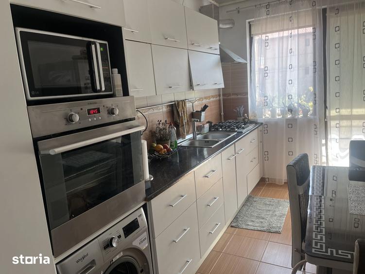 Vand apartament cu gradina - 1