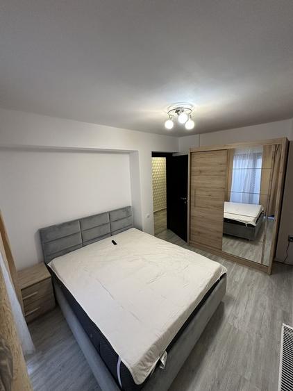 Apartament cu 2 camere decomandat în Exterior Vest
