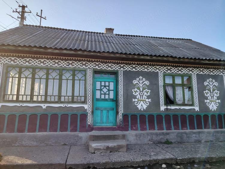 Casă cu 3 camere cu Teren 3400 Mp în Drăgoiești