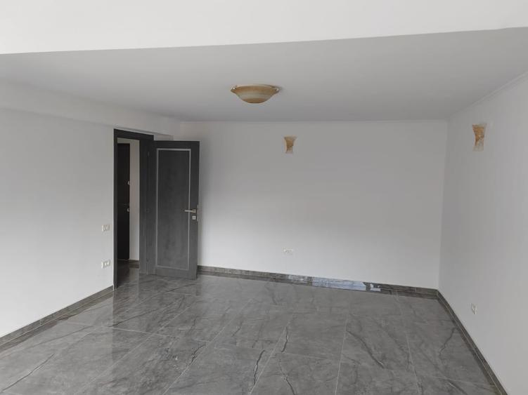 Apartament semidecomandat în Central