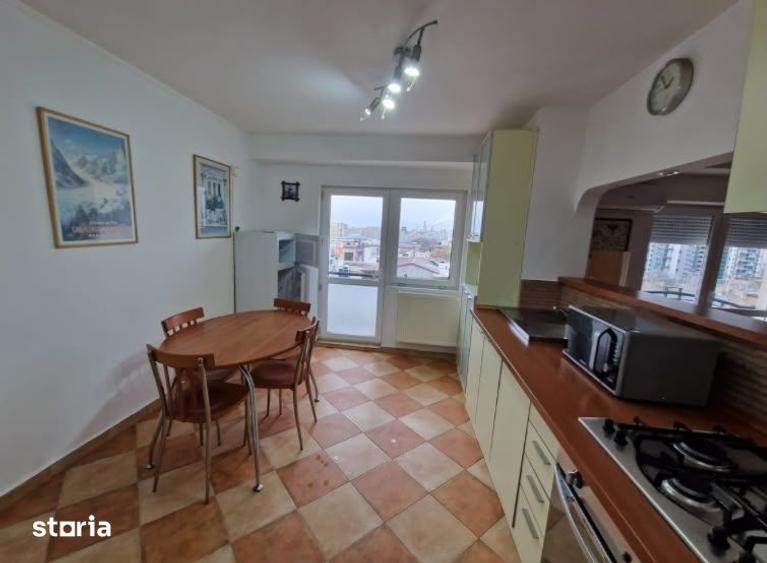 Apartament cu 2 camere decomandat, mobilat în Decebal