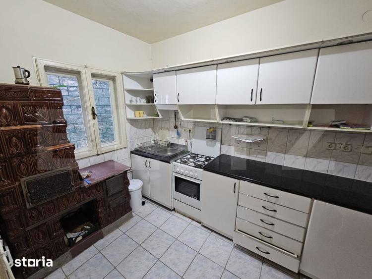 Casă cu 5 camere cu Teren 2669 Mp în Scărișoara