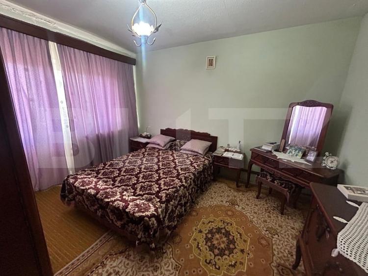 Apartament cu 3 camere decomandat, mobilat în Găești