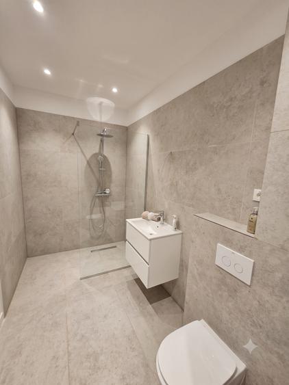 Apartament cu 2 camere decomandat în Tunari