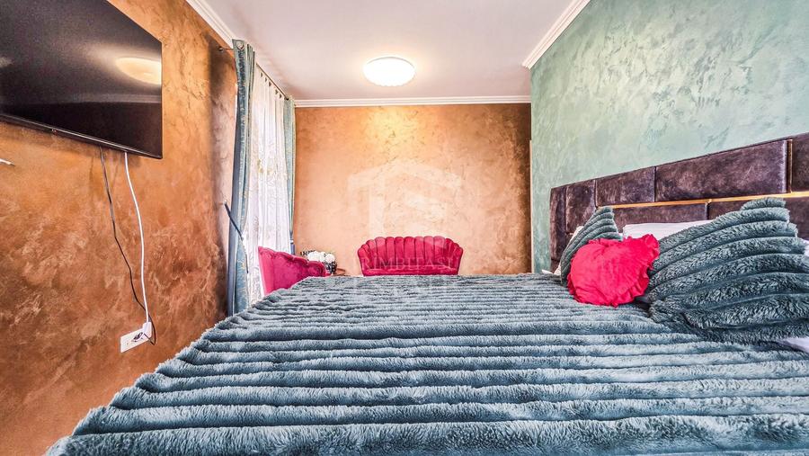 Apartament cu 3 camere decomandat, mobilat în Prelungirea Ghencea