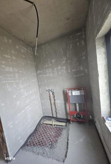 Casă cu 4 camere în Vârteju