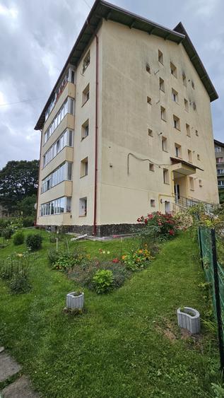 Apartament cu 2 camere decomandat, mobilat în Predeal