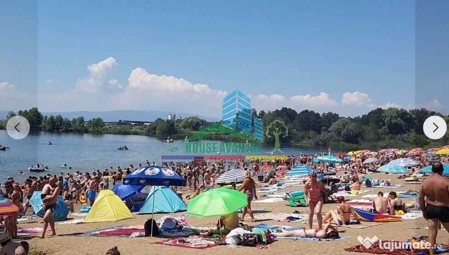 Spațiu comercial, de 400 mp, în Central