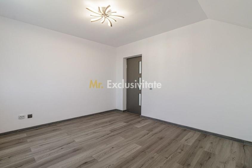 Casă cu 5 camere cu Teren 457 Mp în Dobreni