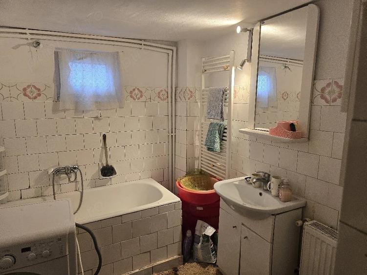 Casă cu 4 camere cu Teren 301 Mp în Faleza Nord