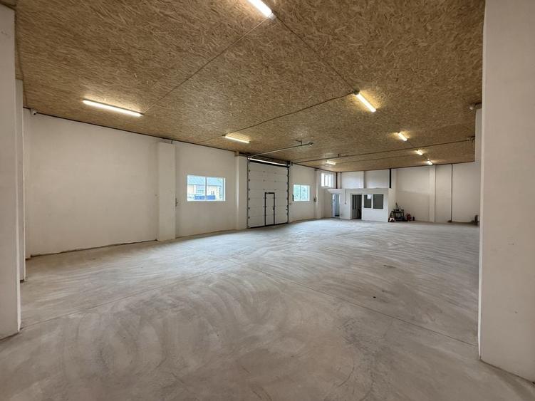Spațiu comercial, de 200 mp, în Spătărești