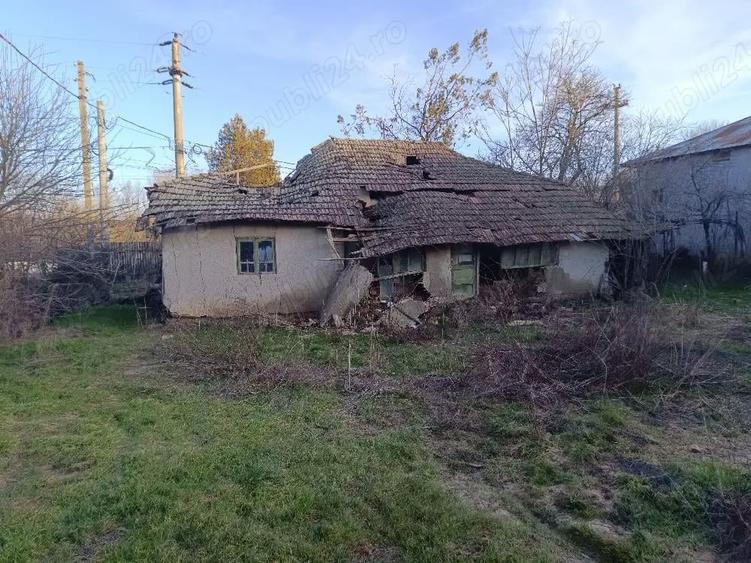 Teren de 811 mp, în Căscioarele