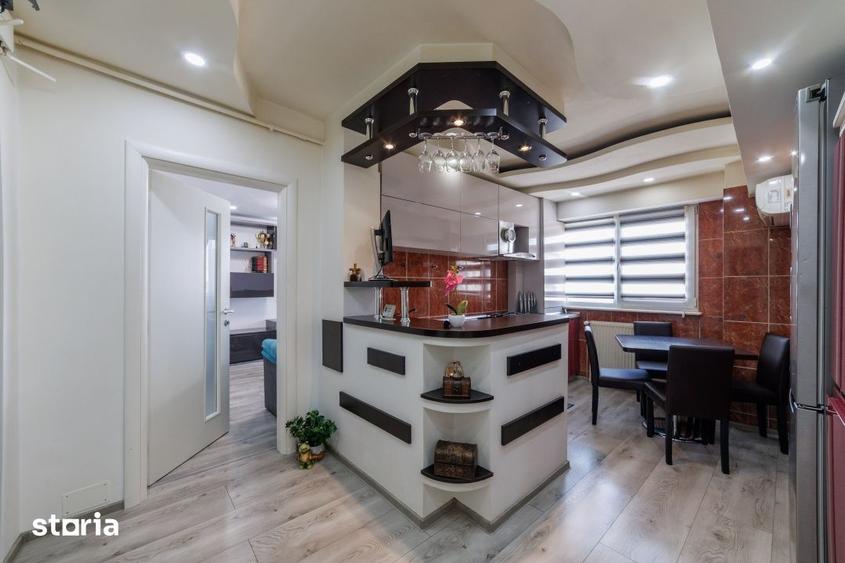 Apartament cu 3 camere decomandat, mobilat în Prundu