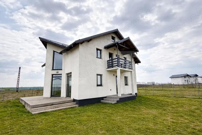 Casă cu 4 camere cu Teren 600 Mp în Ghercești