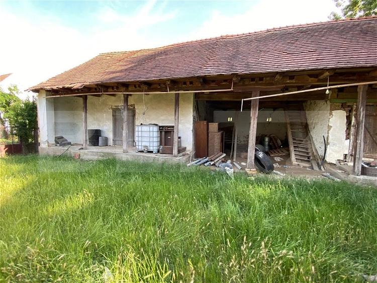 Casă individuală cu 4 camere cu Canalizare în Dragșina
