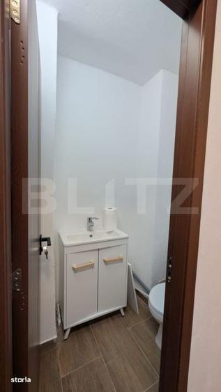 Spațiu comercial, de 70 mp, în Micro 11