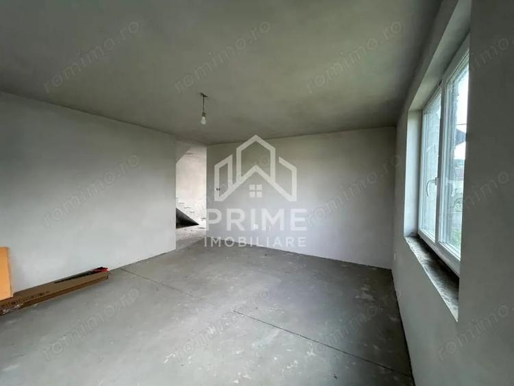 Casă cu 2 camere cu Teren 820 Mp în Totoi