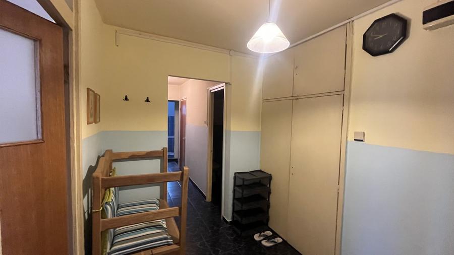 Închiriere Apartament 3 camere în Crangasi - 17