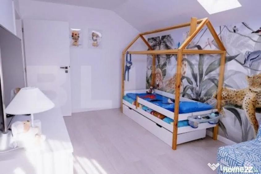 Casă cu 4 camere cu Teren 470 Mp în Central