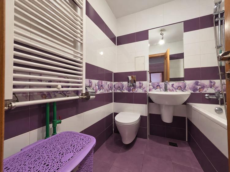 Apartament cu 4 camere decomandat în Rahova