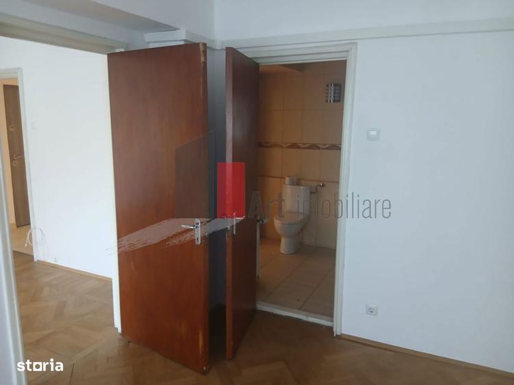 3 Camere Universitate - Parcul Cismigiu - 4