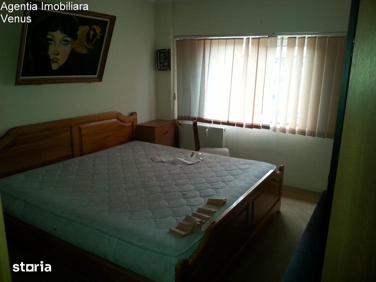Apartament cu 4 camere în Central