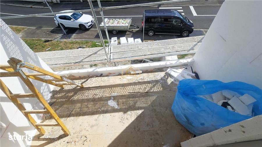Apartament cu 3 camere în Aurel Vlaicu