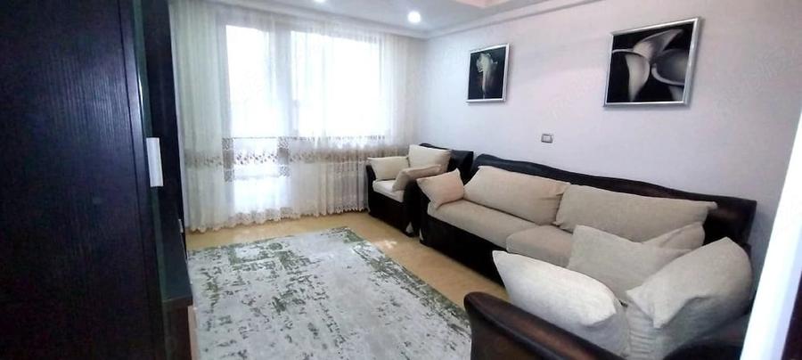 Apartament cu 2 camere decomandat în Vest