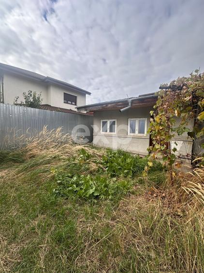 Casă individuală cu 5 camere cu Canalizare în Colentina
