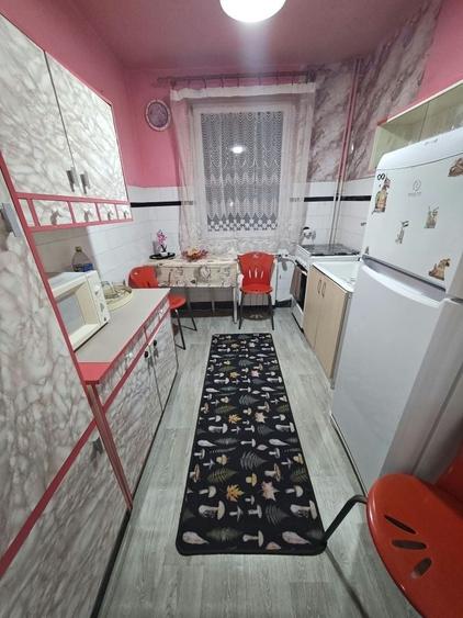 Apartament cu 2 camere semidecomandat în Exterior Vest