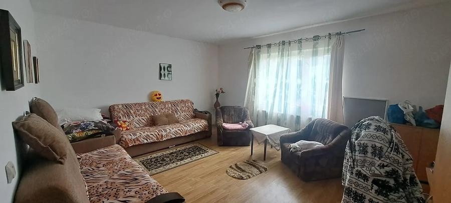 Casă cu 3 camere cu Teren 500 Mp în Tomești