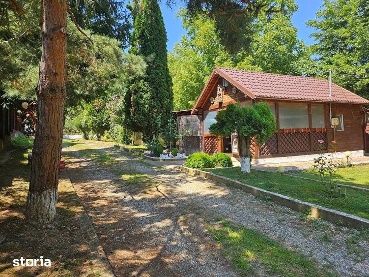 Casă cu 1 camere cu Teren 1697 Mp în Ștefănești