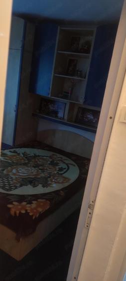 Apartament cu 3 camere decomandat în Vest