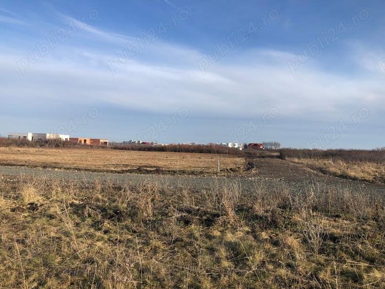 Teren de 906 mp, în Nord