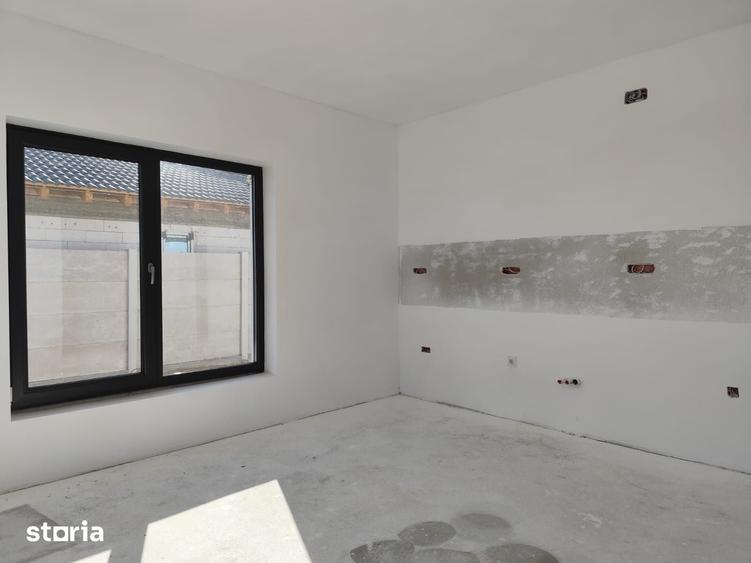 Casa noua cu fotovoltaice, parter 4 camere, Santandrei, Bihor, VANZARE - 15