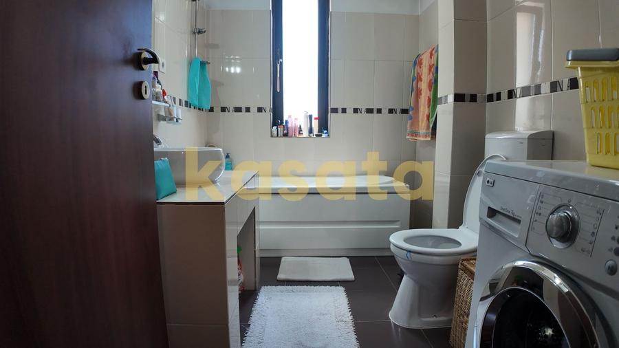 Casă cu 5 camere cu Canalizare în Pipera