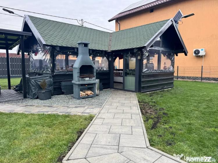 Casă cu 7 camere cu Teren 900 Mp în Hideaga