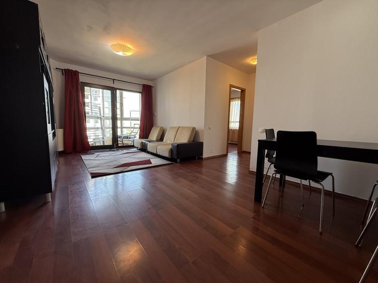 Apartament cu 3 camere semidecomandat, mobilat în Doamna Ghica