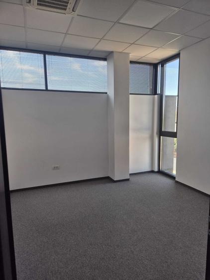Spațiu comercial, de 16 mp, în Central