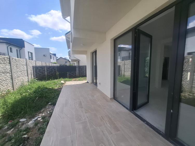 Casă individuală cu 4 camere cu Canalizare în Bragadiru