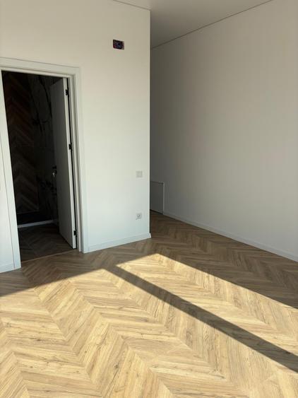 Casă individuală cu 4 camere cu Teren 371 Mp în Berceni