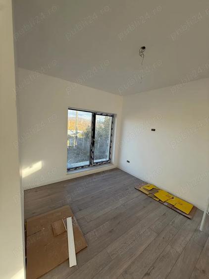 Casă cu 4 camere în Hlincea