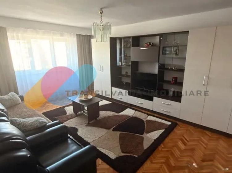 Apartament cu 3 camere semidecomandat, mobilat în Mărăști