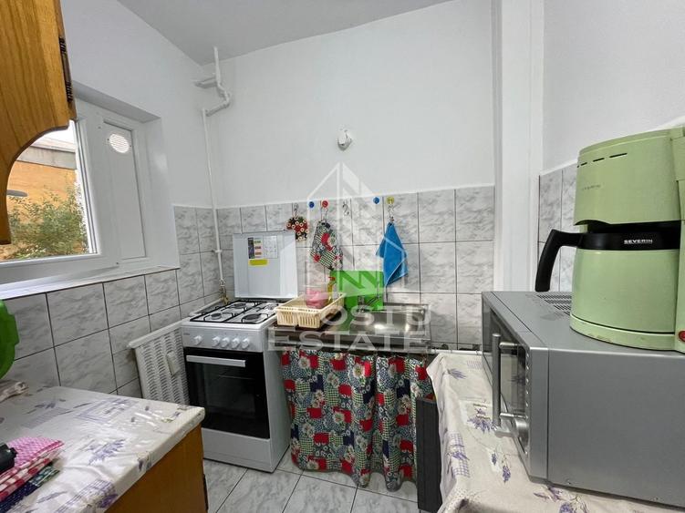 Garsonieră semidecomandată, mobilată în Confecții