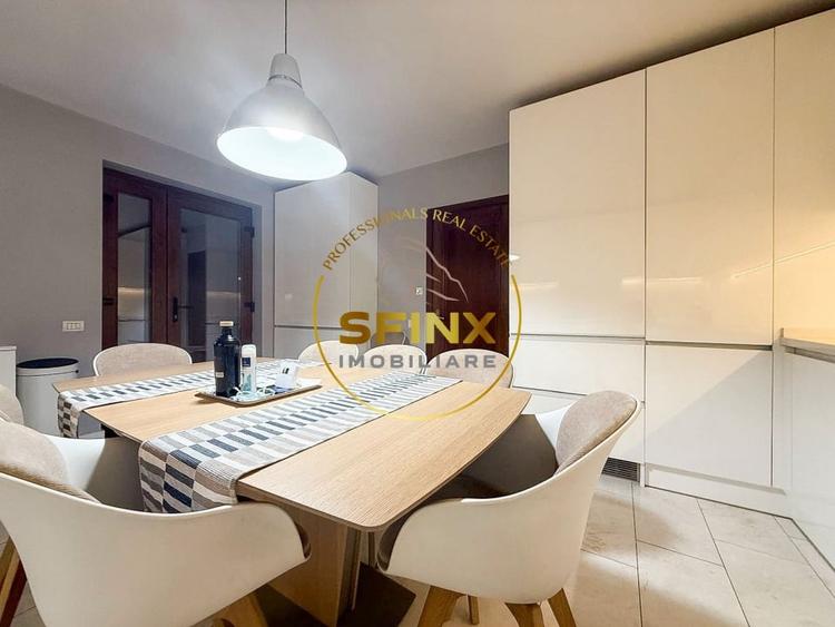Duplex cu 7 camere cu Canalizare în Parcul Circului